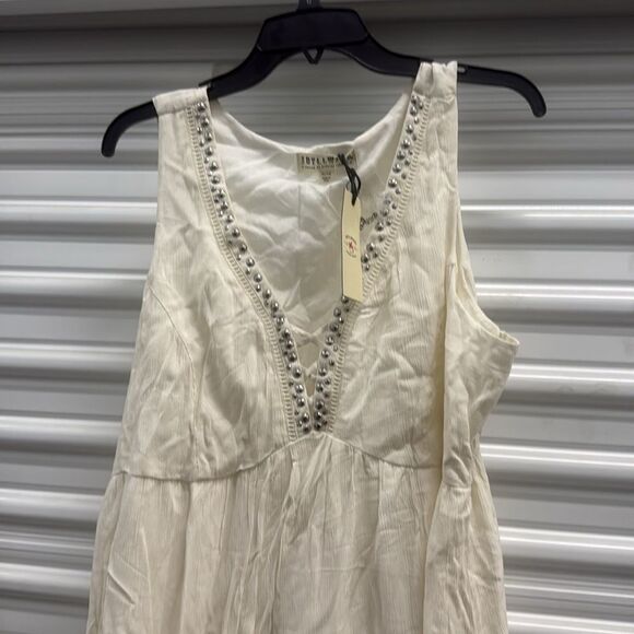 Idyllwind Women’s Elegant White Spruce Crisis Front Embellished Tank - Picture 3 of 6